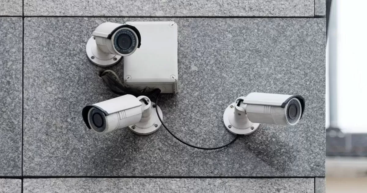 security-cameras-on-wall